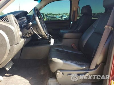 Zdjęcie 7 z 13 samochodu: 2013 CHEVROLET SILVERADO K1500 LT VIN:3GCPKSE70DG157412 - miniatura