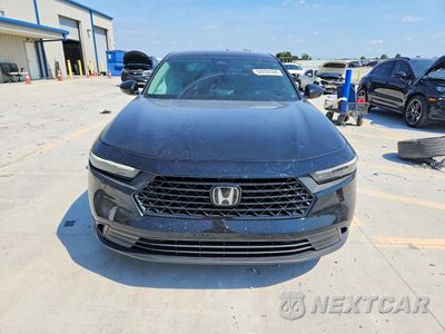 Piąte zdjęcie samochodu w środku: 2023 HONDA ACCORD LX VIN:1HGCY1F25PA000313 - miniatura