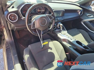 Zdjęcie 8 z 12 samochodu: 2016 CHEVROLET CAMARO LT VIN:1G1FB1RS6G0139339 - miniatura