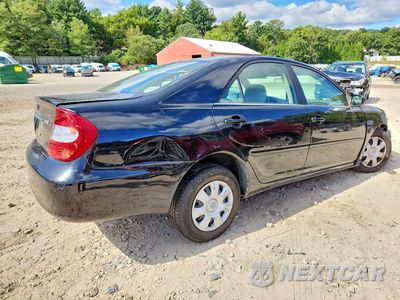 Trzecie zdjęcie samochodu z tyłu: 2004 TOYOTA CAMRY LE VIN:4T1BE32K94U320471 - miniatura