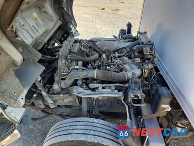 Zdjęcie 12 z 13 samochodu: 2020 ISUZU NRR BOX TRUCK VIN:JALE5W165L7302052 - miniatura