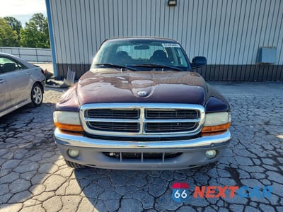 Piąte zdjęcie samochodu w środku: 2004 DODGE DAKOTA QUAD SLT VIN:1D7HG48N34S622601 - miniatura