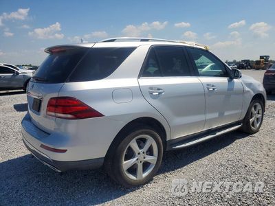 Trzecie zdjęcie samochodu z tyłu: 2016 MERCEDES-BENZ GLE 350 VIN:4JGDA5JB4GA626601 - miniatura