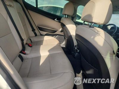 Zdjęcie 10 z 12 samochodu: 2018 KIA STINGER PREMIUM VIN:KNAE25LA0J6021377 - miniatura