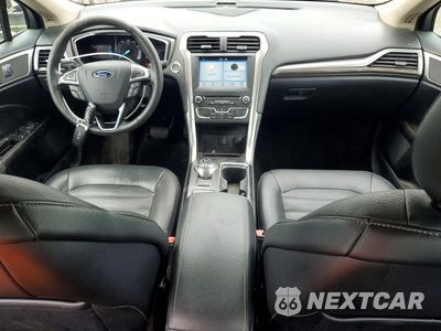 Zdjęcie 8 z 12 samochodu: 2017 FORD FUSION SE VIN:3FA6P0HD9HR405563 - miniatura