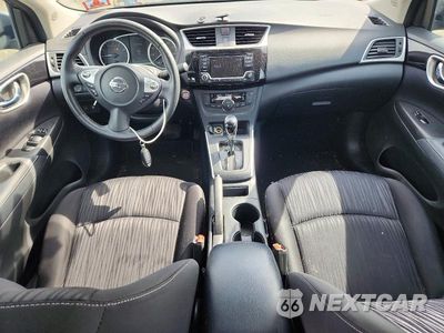 Zdjęcie 8 z 12 samochodu: 2018 NISSAN SENTRA SV VIN:3N1AB7AP7JL630432 - miniatura