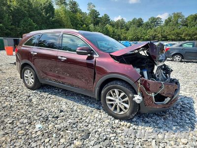 Czwarte zdjęcie samochodu z boku: 2017 KIA SORENTO LX VIN:5XYPG4A37HG296621 - miniatura