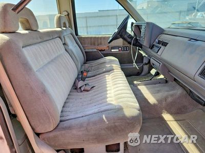 Zdjęcie 10 z 12 samochodu: 1993 GMC SIERRA K1500 VIN:1GTEK14KXPZ502151 - miniatura
