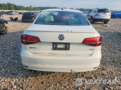 Zdjęcie 6 z 12 samochodu: 2016 VOLKSWAGEN JETTA SPORT VIN:3VWB17AJ3GM220257 - miniatura