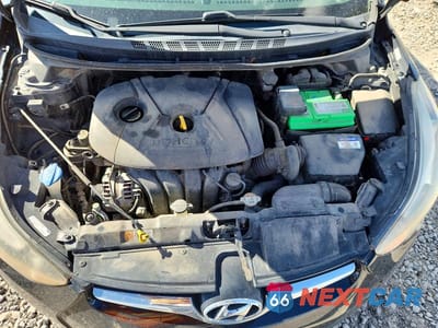 Zdjęcie 11 z 12 samochodu: 2015 HYUNDAI ELANTRA SE VIN:KMHDH4AEXFU228063 - miniatura