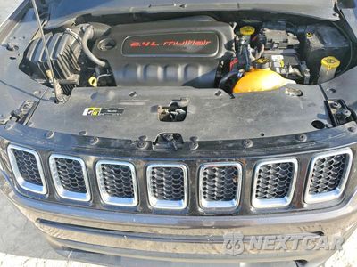 Zdjęcie 12 z 13 samochodu: 2017 JEEP COMPASS SPORT VIN:3C4NJCABXHT672943 - miniatura