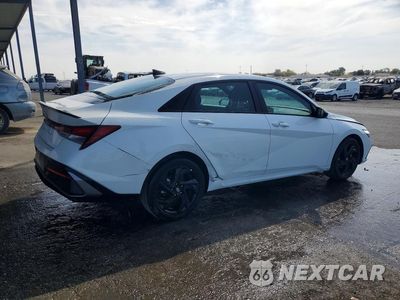 Trzecie zdjęcie samochodu z tyłu: 2026 HYUNDAI ELANTRA SEL SPORT VIN:KMHLM4DG8TU132092 - miniatura