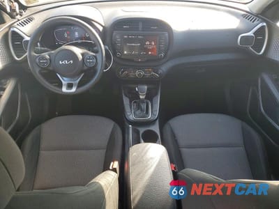 Zdjęcie 9 z 13 samochodu: 2023 KIA SOUL LX VIN:KNDJ23AU6P7879507 - miniatura