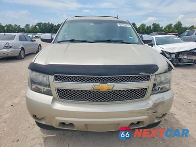 Piąte zdjęcie samochodu w środku: 2013 CHEVROLET TAHOE C1500 LT VIN:1GNSCBE03DR192091 - miniatura