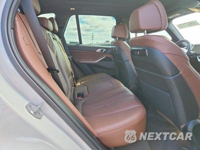 Zdjęcie 11 z 13 samochodu: 2025 BMW X5 XDRIVE40I VIN:5UX23EU09S9X15993 - miniatura