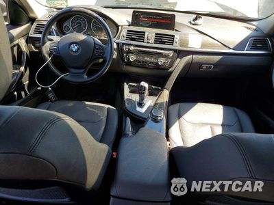 Zdjęcie 8 z 13 samochodu: 2018 BMW 320 XI VIN:WBA8E5G5XJNV02972 - miniatura