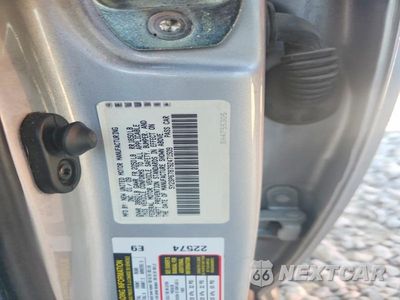 Zdjęcie 12 z 12 samochodu: 2009 PONTIAC VIBE VIN:5Y2SP67879Z471509 - miniatura