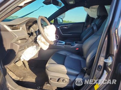 Zdjęcie 7 z 13 samochodu: 2025 TOYOTA RAV4 XSE VIN:4T3E6RFV6SU177162 - miniatura