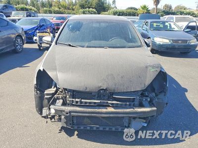 Piąte zdjęcie samochodu w środku: 2012 VOLKSWAGEN GTI VIN:WVWHD7AJ3CW199599 - miniatura
