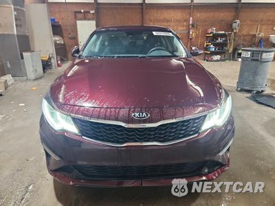 Piąte zdjęcie samochodu w środku: 2019 KIA OPTIMA LX VIN:5XXGT4L39KG300253 - miniatura