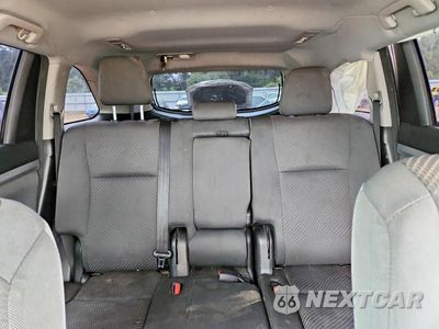 Zdjęcie 10 z 13 samochodu: 2018 TOYOTA HIGHLANDER LE VIN:5TDZZRFH6JS261436 - miniatura