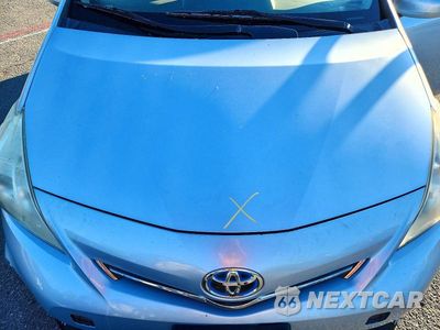 Zdjęcie 11 z 12 samochodu: 2012 TOYOTA PRIUS V TWO VIN:JTDZN3EU0C3182694 - miniatura