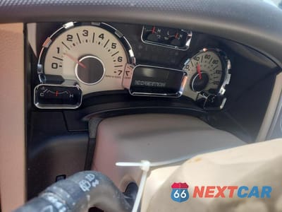 Zdjęcie 9 z 14 samochodu: 2013 FORD EXPEDITION XLT VIN:1FMJU1J55DEF18344 - miniatura