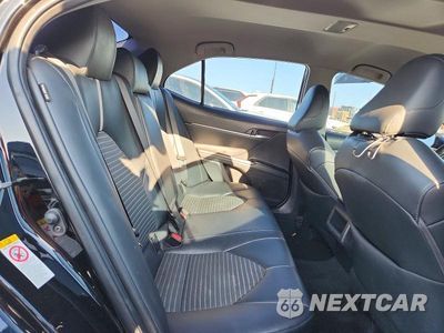 Zdjęcie 10 z 12 samochodu: 2018 TOYOTA CAMRY SE VIN:4T1B11HK1JU615003 - miniatura