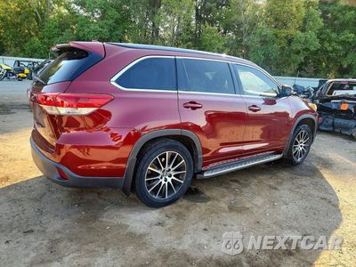 Trzecie zdjęcie samochodu z tyłu: 2017 TOYOTA HIGHLANDER SE VIN:5TDKZRFH8HS187920 - miniatura