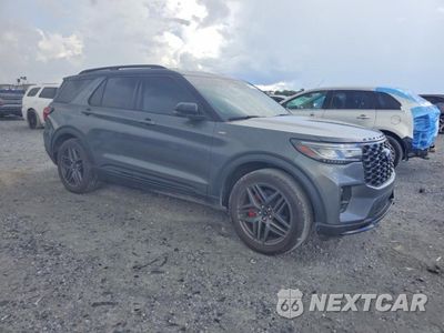 Czwarte zdjęcie samochodu z boku: 2025 FORD EXPLORER ST-LINE VIN:1FMUK7KH1SGA05317 - miniatura