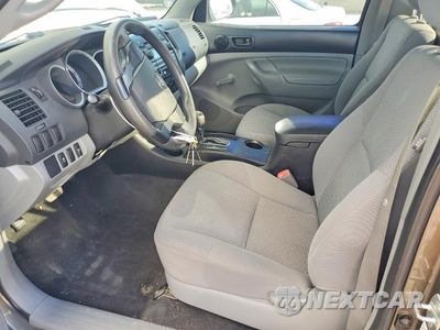 Zdjęcie 7 z 12 samochodu: 2012 TOYOTA TACOMA BASE VIN:5TFPX4EN4CX007955 - miniatura