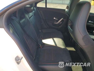 Zdjęcie 10 z 12 samochodu: 2023 MERCEDES-BENZ CLA 250 4MATIC VIN:W1K5J4HB0PN422322 - miniatura
