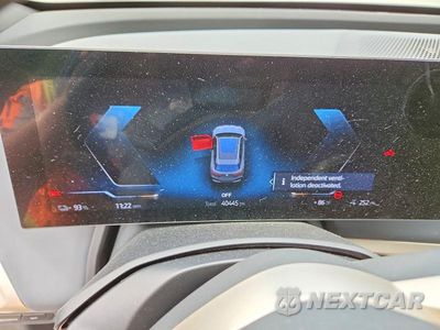 Zdjęcie 9 z 13 samochodu: 2023 BMW IX M60 VIN:WB533CF05PCM09936 - miniatura