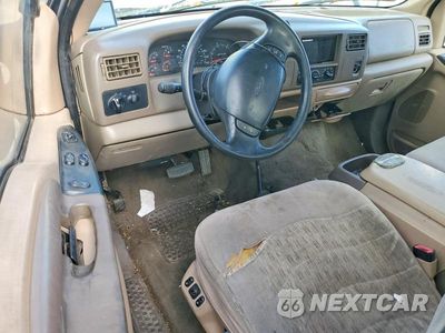 Zdjęcie 8 z 12 samochodu: 1999 FORD F350 SUPER DUTY VIN:1FTWX33F9XEA62386 - miniatura
