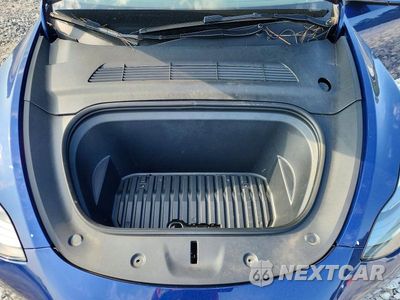 Zdjęcie 11 z 12 samochodu: 2023 TESLA MODEL Y VIN:7SAYGDEE5PF682754 - miniatura