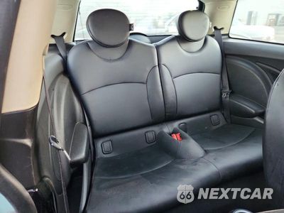 Zdjęcie 11 z 13 samochodu: 2012 MINI COOPER VIN:WMWSU3C5XCT255793 - miniatura