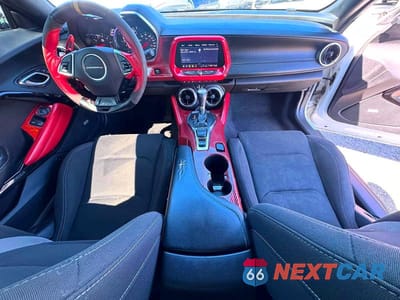 Zdjęcie 9 z 10 samochodu: 2020 CHEVROLET CAMARO LS VIN:1G1FB1RS8L0147369 - miniatura