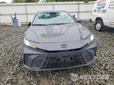 Piąte zdjęcie samochodu w środku: 2025 TOYOTA CAMRY SE VIN:4T1DAACK9SU078303 - miniatura
