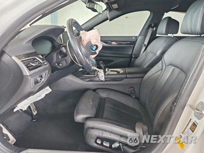 Zdjęcie 7 z 13 samochodu: 2022 BMW 740 I VIN:WBA7T2C02NCH09936 - miniatura