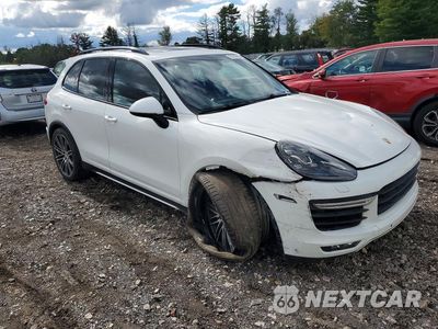 Czwarte zdjęcie samochodu z boku: 2015 PORSCHE CAYENNE TURBO VIN:WP1AC2A26FLA82720 - miniatura
