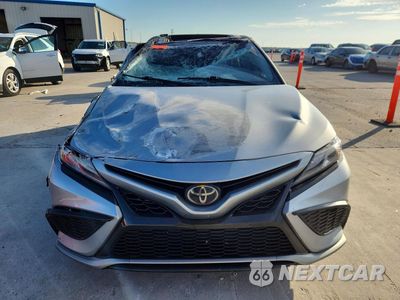 Piąte zdjęcie samochodu w środku: 2021 TOYOTA CAMRY XSE VIN:4T1K61AK2MU444231 - miniatura