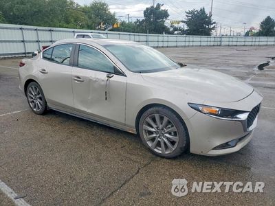 Czwarte zdjęcie samochodu z boku: 2024 MAZDA 3 PREFERRED VIN:3MZBPACM7RM414568 - miniatura