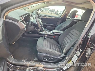 Zdjęcie 7 z 13 samochodu: 2019 FORD FUSION SE VIN:3FA6P0T9XKR253951 - miniatura