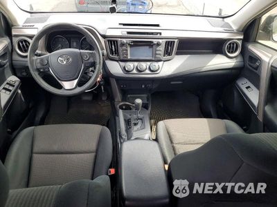 Zdjęcie 8 z 12 samochodu: 2018 TOYOTA RAV4 LE VIN:JTMBFREV4JJ257951 - miniatura