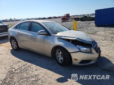 Czwarte zdjęcie samochodu z boku: 2014 CHEVROLET CRUISE LT VIN:1G1PC5SB8E7447930 - miniatura