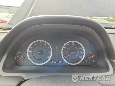 Zdjęcie 9 z 12 samochodu: 2011 HONDA ACCORD EXL VIN:1HGCP3F83BA001164 - miniatura