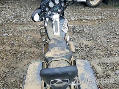 Zdjęcie 6 z 9 samochodu: 2006 HARLEY-DAVIDSON FLHXI VIN:1HD1KBW156Y706545 - miniatura
