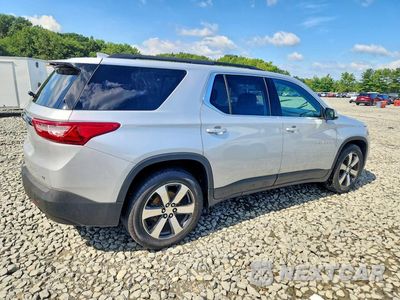 Trzecie zdjęcie samochodu z tyłu: 2019 CHEVROLET TRAVERSE LT VIN:1GNEVHKW6KJ197915 - miniatura