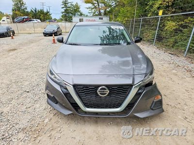 Piąte zdjęcie samochodu w środku: 2019 NISSAN ALTIMA SR VIN:1N4BL4CV4KC202149 - miniatura