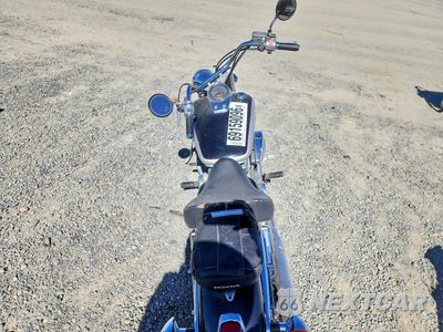 Zdjęcie 6 z 9 samochodu: 2004 HONDA VT750 CA VIN:JH2RC504X4M000592 - miniatura
